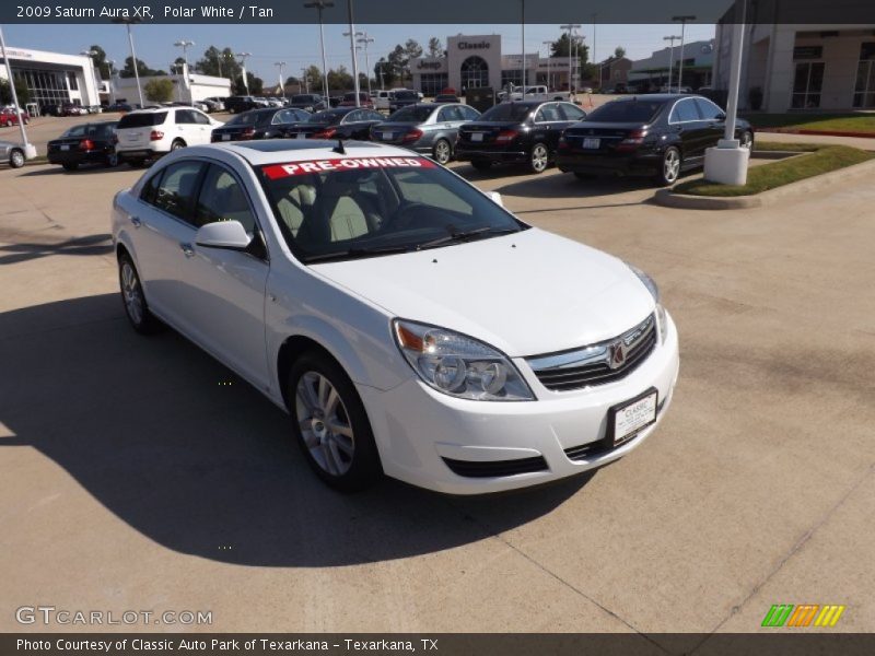 Polar White / Tan 2009 Saturn Aura XR