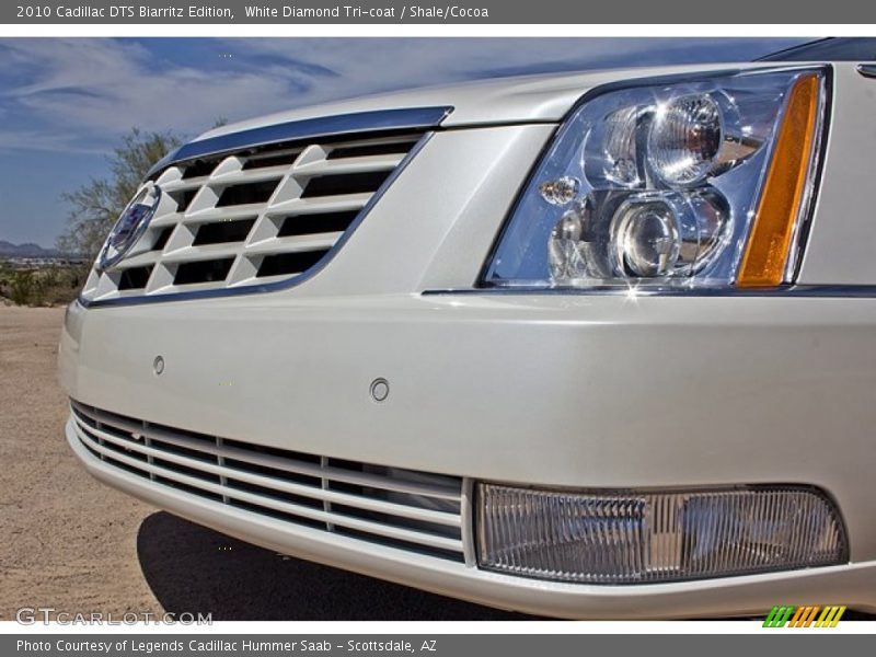 White Diamond Tri-coat / Shale/Cocoa 2010 Cadillac DTS Biarritz Edition