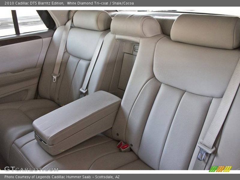 White Diamond Tri-coat / Shale/Cocoa 2010 Cadillac DTS Biarritz Edition