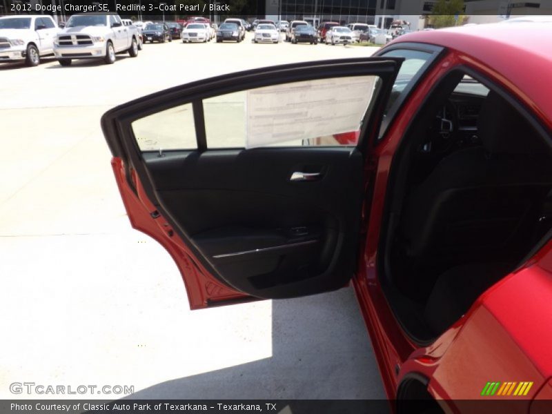Redline 3-Coat Pearl / Black 2012 Dodge Charger SE