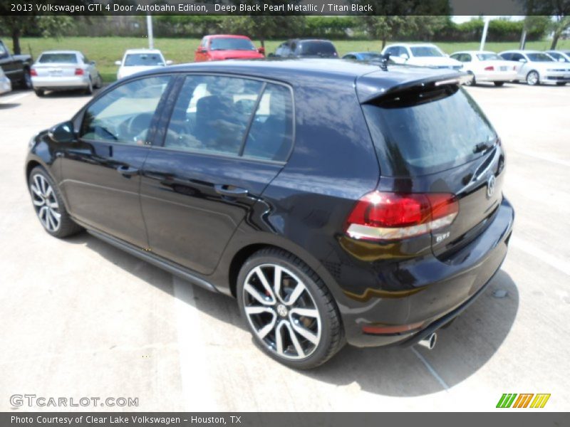 Deep Black Pearl Metallic / Titan Black 2013 Volkswagen GTI 4 Door Autobahn Edition