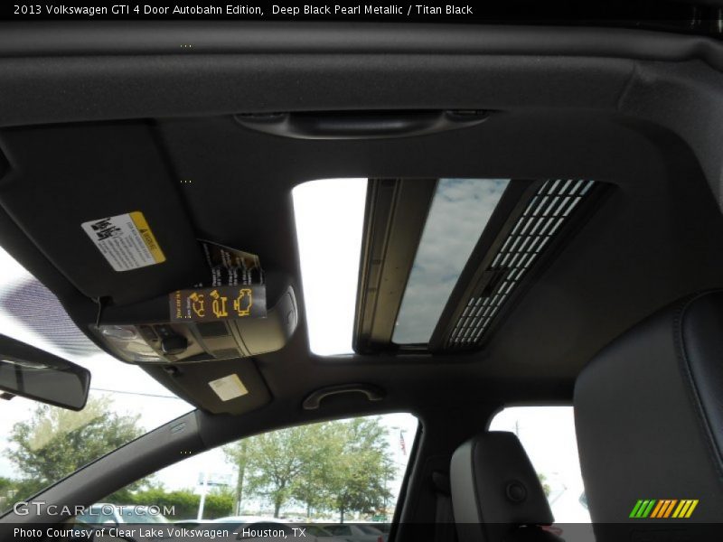 Deep Black Pearl Metallic / Titan Black 2013 Volkswagen GTI 4 Door Autobahn Edition