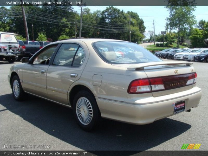 Pebble Beige Metallic / Pure Beige 1998 Infiniti I 30