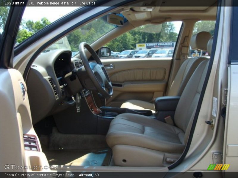 Pebble Beige Metallic / Pure Beige 1998 Infiniti I 30
