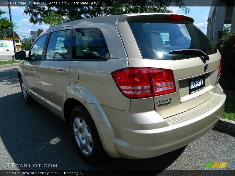 White Gold / Dark Slate Gray 2010 Dodge Journey SE