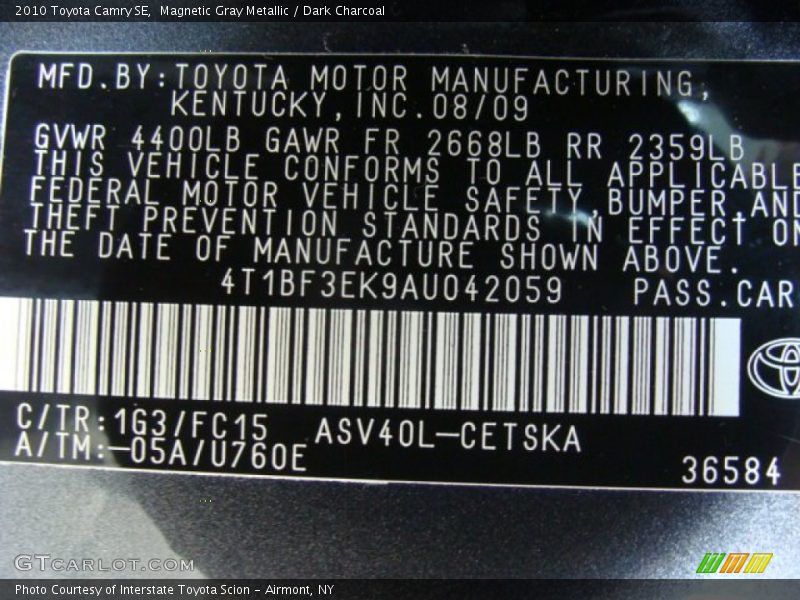 Magnetic Gray Metallic / Dark Charcoal 2010 Toyota Camry SE