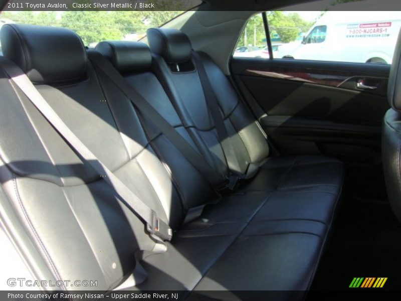 Classic Silver Metallic / Black 2011 Toyota Avalon