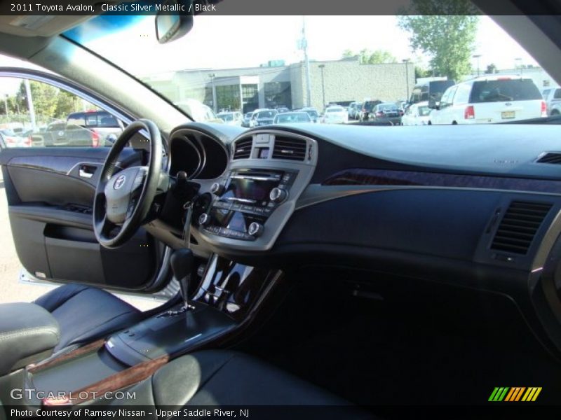 Classic Silver Metallic / Black 2011 Toyota Avalon