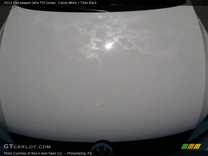 Candy White / Titan Black 2011 Volkswagen Jetta TDI Sedan