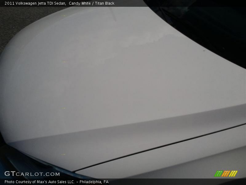 Candy White / Titan Black 2011 Volkswagen Jetta TDI Sedan