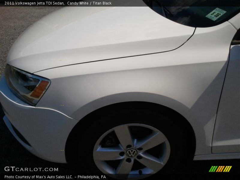Candy White / Titan Black 2011 Volkswagen Jetta TDI Sedan