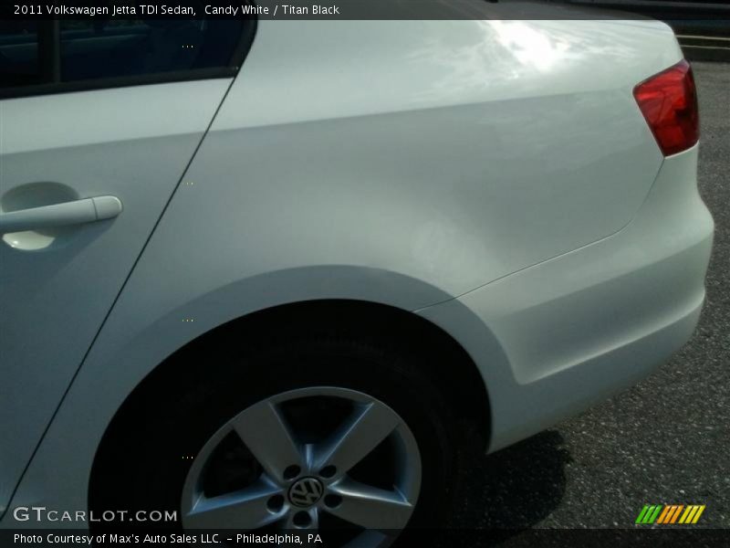 Candy White / Titan Black 2011 Volkswagen Jetta TDI Sedan