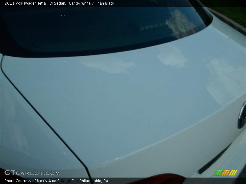 Candy White / Titan Black 2011 Volkswagen Jetta TDI Sedan