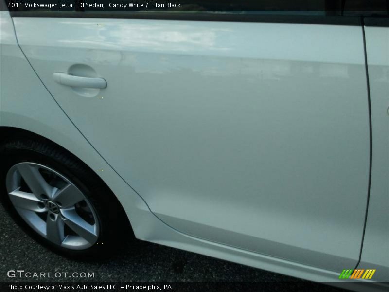 Candy White / Titan Black 2011 Volkswagen Jetta TDI Sedan