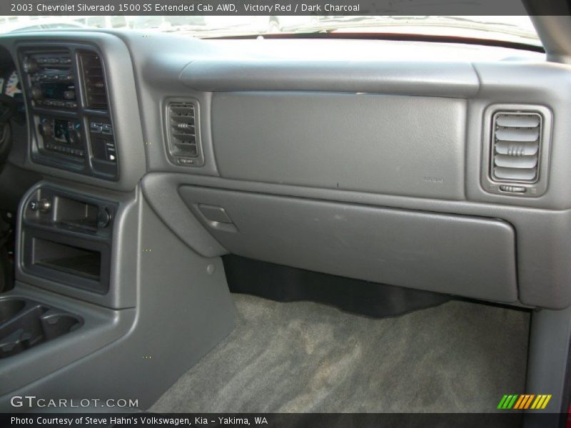 Victory Red / Dark Charcoal 2003 Chevrolet Silverado 1500 SS Extended Cab AWD