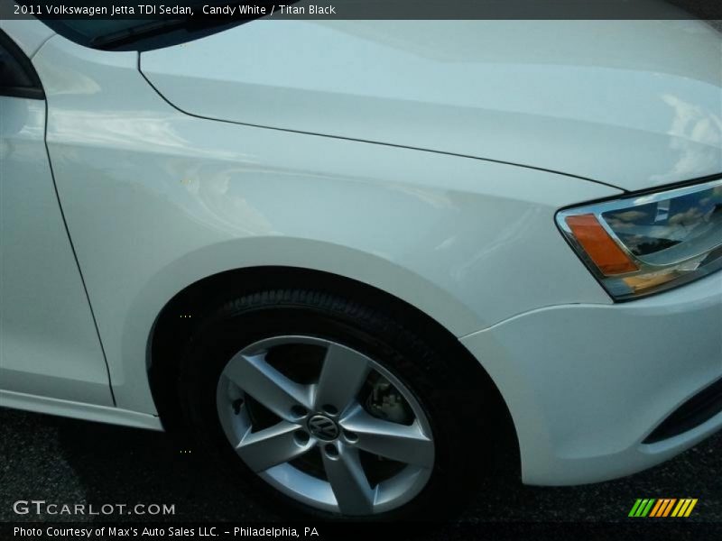 Candy White / Titan Black 2011 Volkswagen Jetta TDI Sedan