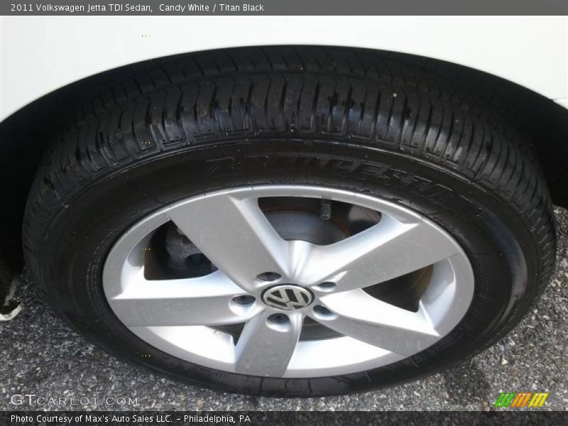 Candy White / Titan Black 2011 Volkswagen Jetta TDI Sedan