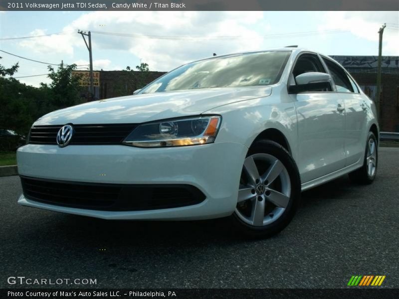 Candy White / Titan Black 2011 Volkswagen Jetta TDI Sedan