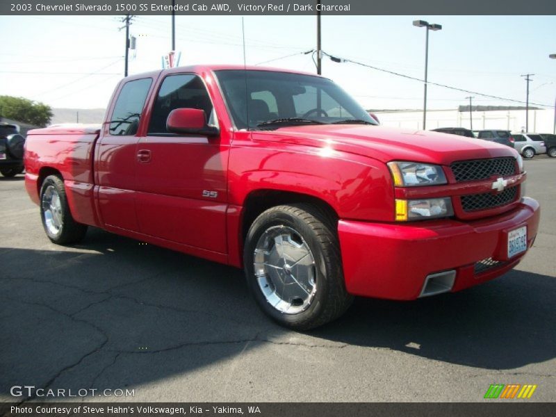 Victory Red / Dark Charcoal 2003 Chevrolet Silverado 1500 SS Extended Cab AWD