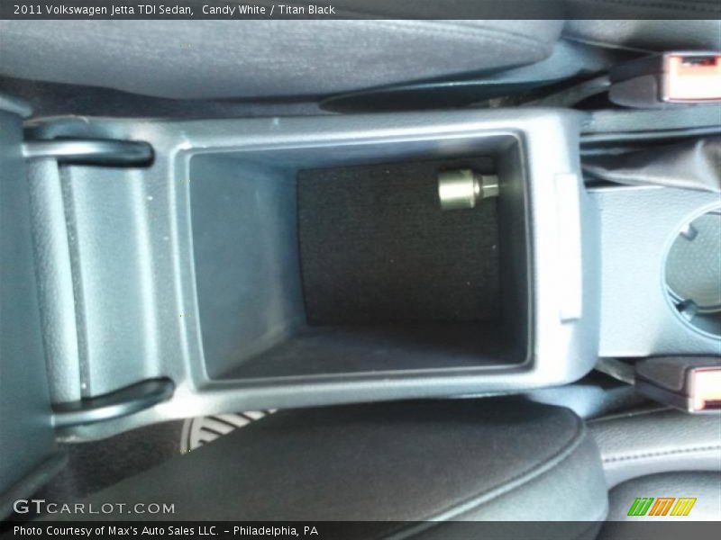 Candy White / Titan Black 2011 Volkswagen Jetta TDI Sedan