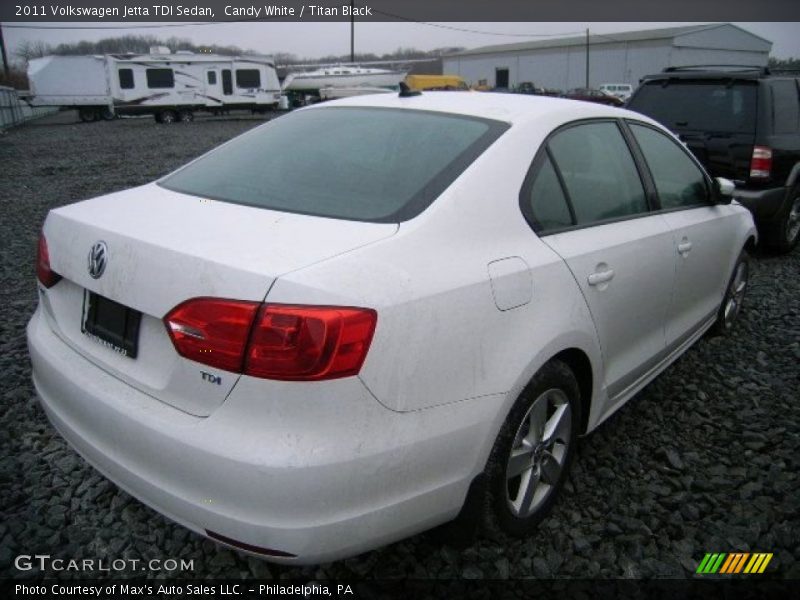 Candy White / Titan Black 2011 Volkswagen Jetta TDI Sedan