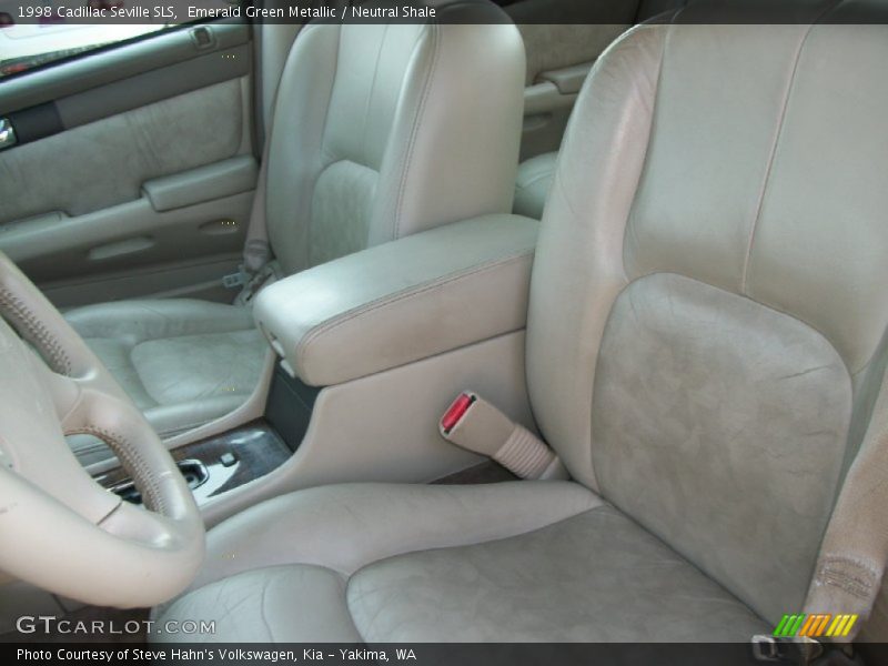 Front Seat of 1998 Seville SLS