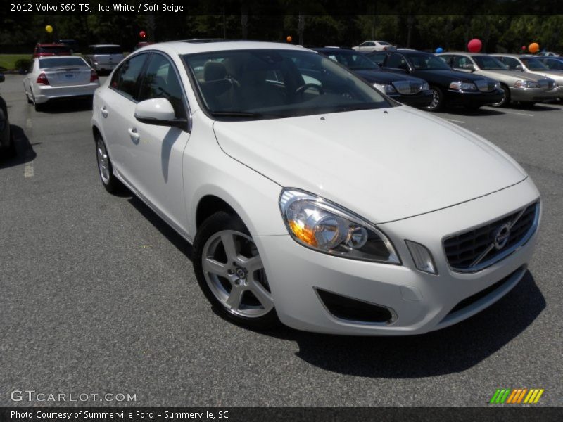 Ice White / Soft Beige 2012 Volvo S60 T5