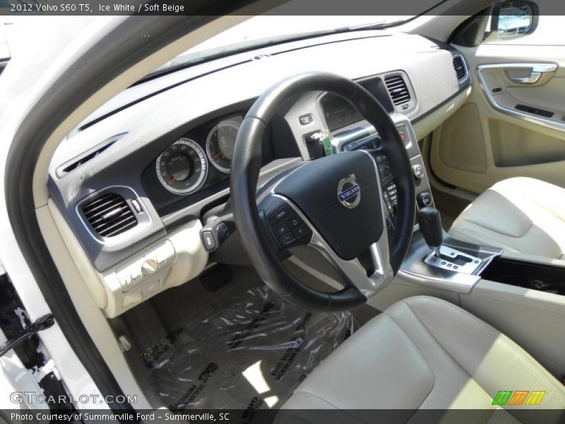 Ice White / Soft Beige 2012 Volvo S60 T5