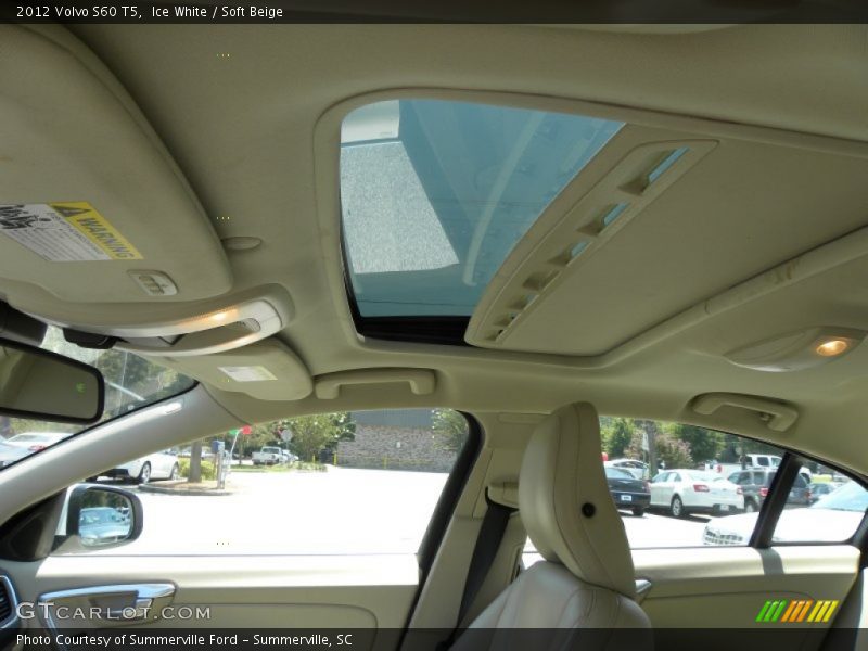 Ice White / Soft Beige 2012 Volvo S60 T5