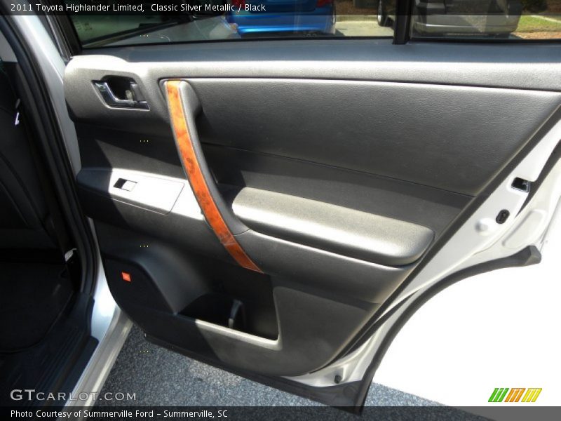 Classic Silver Metallic / Black 2011 Toyota Highlander Limited