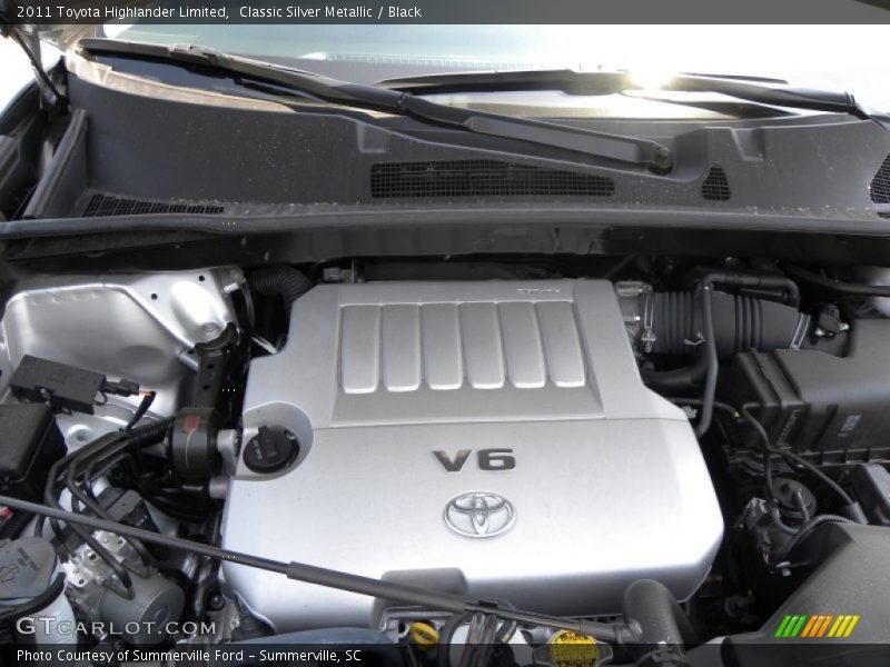 Classic Silver Metallic / Black 2011 Toyota Highlander Limited