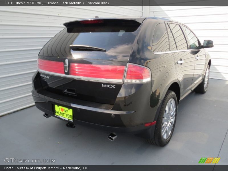 Tuxedo Black Metallic / Charcoal Black 2010 Lincoln MKX FWD