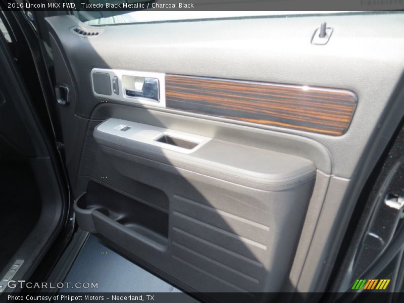 Tuxedo Black Metallic / Charcoal Black 2010 Lincoln MKX FWD