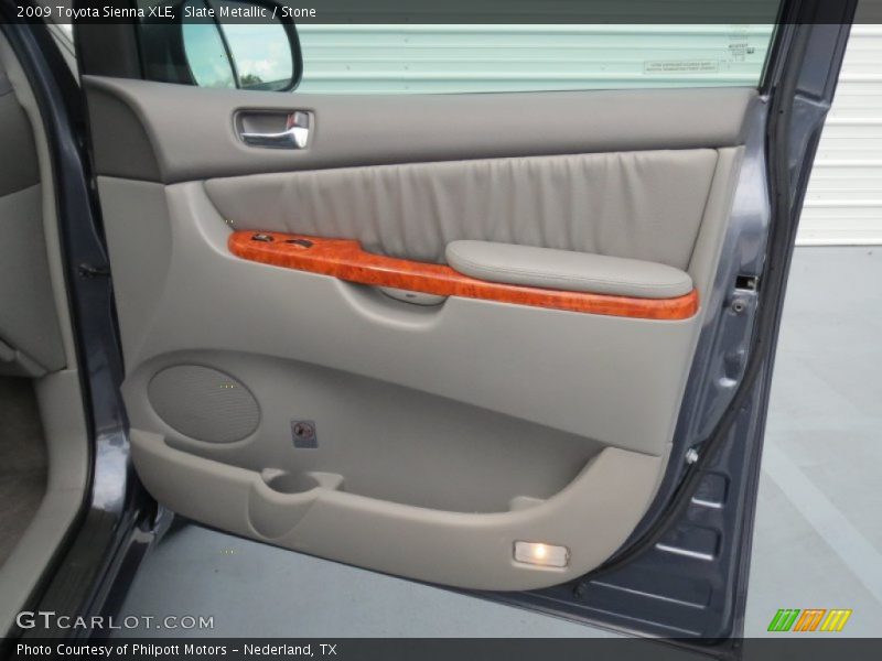Slate Metallic / Stone 2009 Toyota Sienna XLE