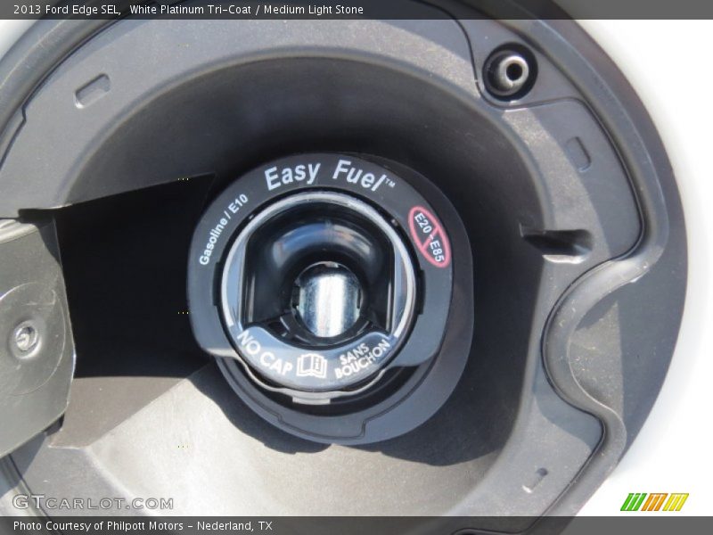 White Platinum Tri-Coat / Medium Light Stone 2013 Ford Edge SEL