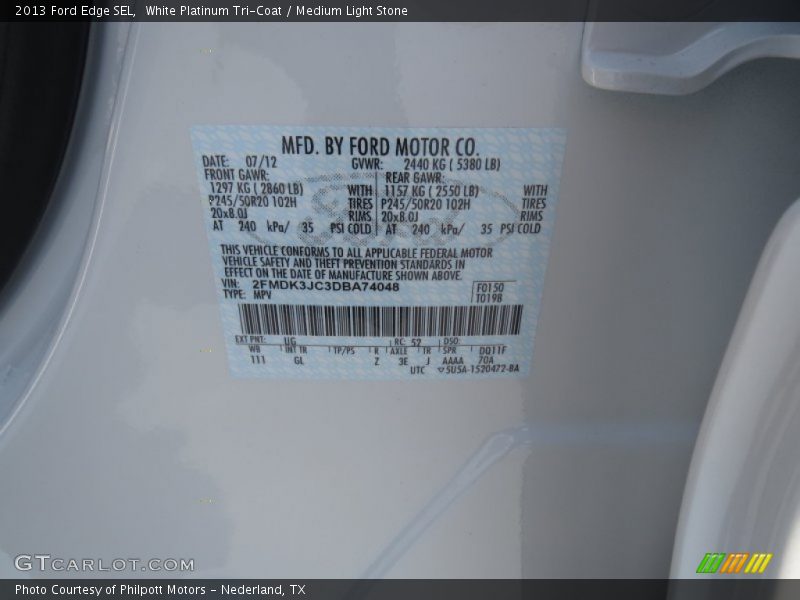 White Platinum Tri-Coat / Medium Light Stone 2013 Ford Edge SEL