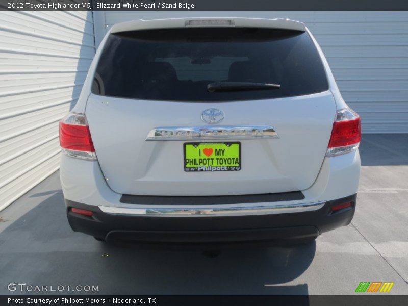 Blizzard White Pearl / Sand Beige 2012 Toyota Highlander V6