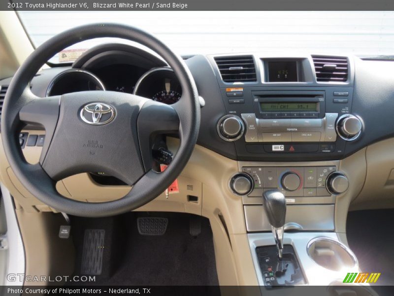 Blizzard White Pearl / Sand Beige 2012 Toyota Highlander V6