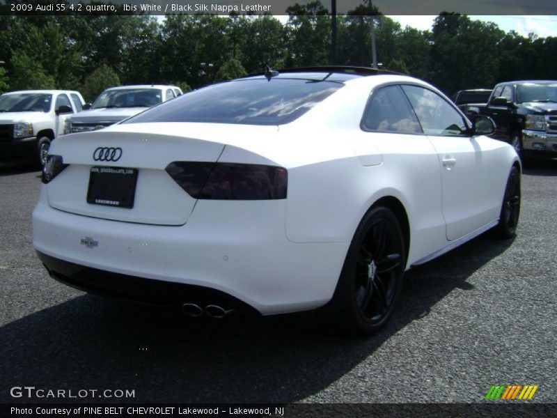 Ibis White / Black Silk Nappa Leather 2009 Audi S5 4.2 quattro
