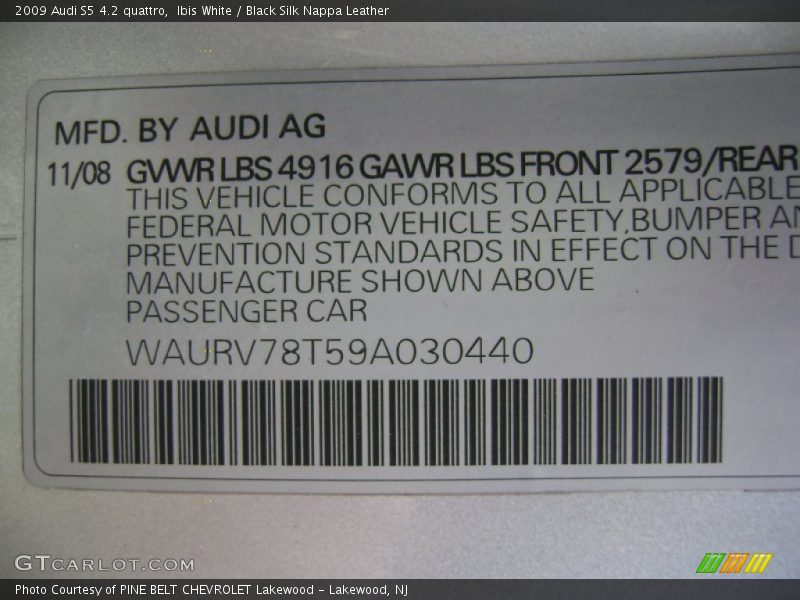 Ibis White / Black Silk Nappa Leather 2009 Audi S5 4.2 quattro