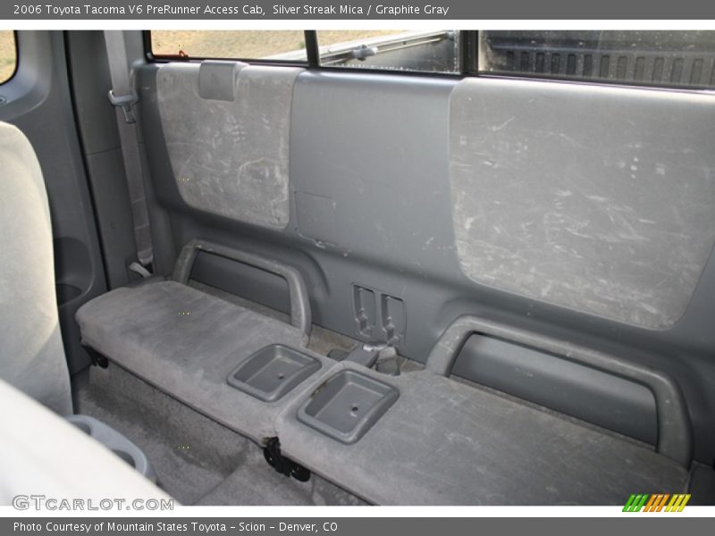 Silver Streak Mica / Graphite Gray 2006 Toyota Tacoma V6 PreRunner Access Cab