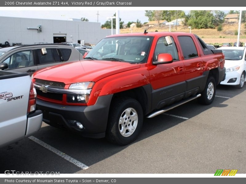 Victory Red / Gray/Dark Charcoal 2006 Chevrolet Avalanche Z71 4x4