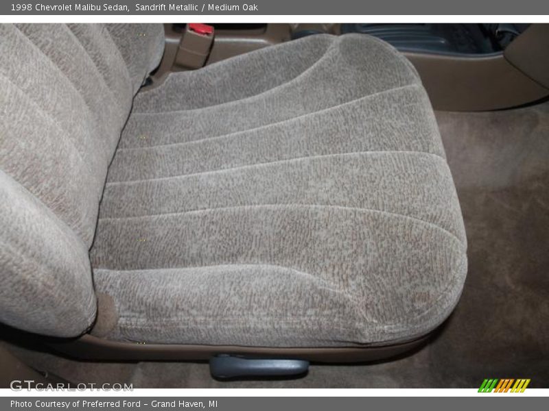 Sandrift Metallic / Medium Oak 1998 Chevrolet Malibu Sedan