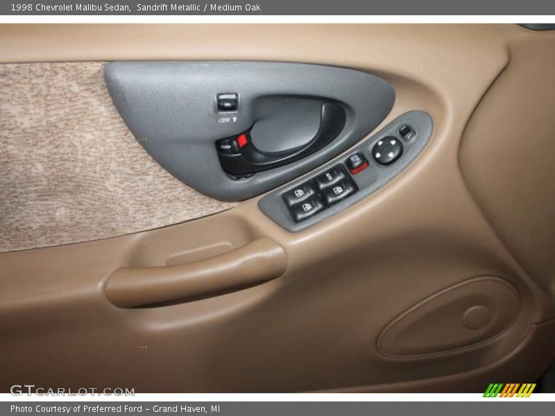 Controls of 1998 Malibu Sedan