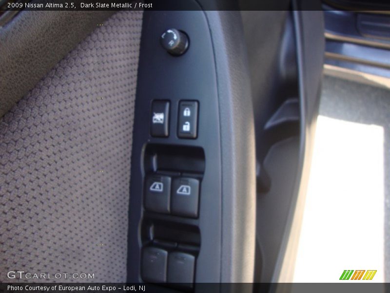 Dark Slate Metallic / Frost 2009 Nissan Altima 2.5