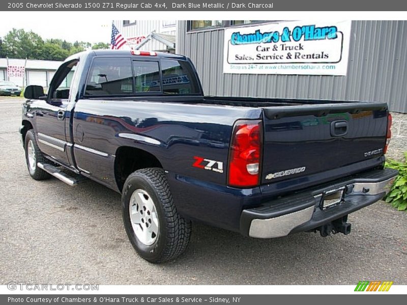 Dark Blue Metallic / Dark Charcoal 2005 Chevrolet Silverado 1500 Z71 Regular Cab 4x4