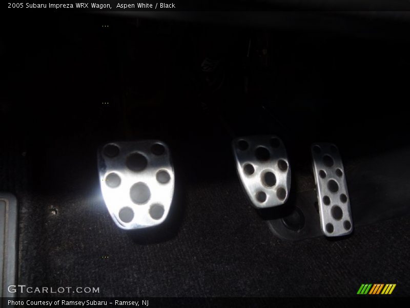 Aspen White / Black 2005 Subaru Impreza WRX Wagon