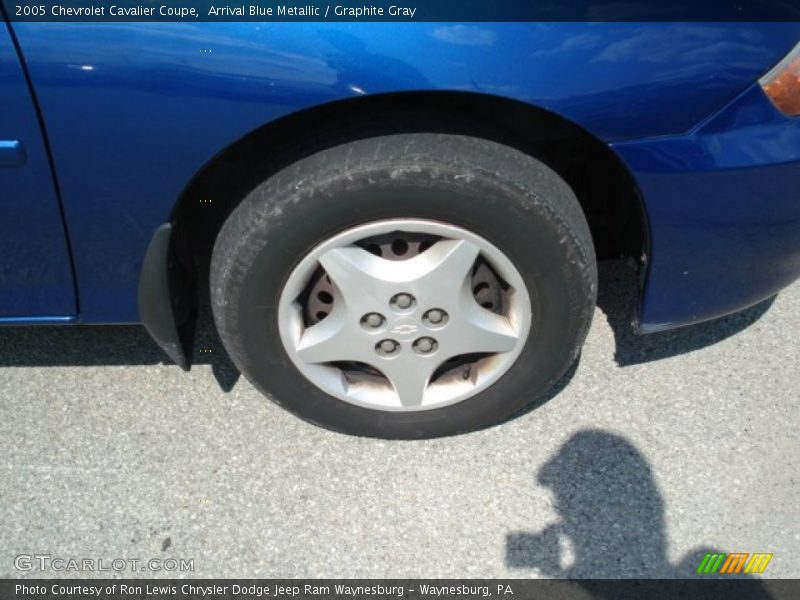Arrival Blue Metallic / Graphite Gray 2005 Chevrolet Cavalier Coupe