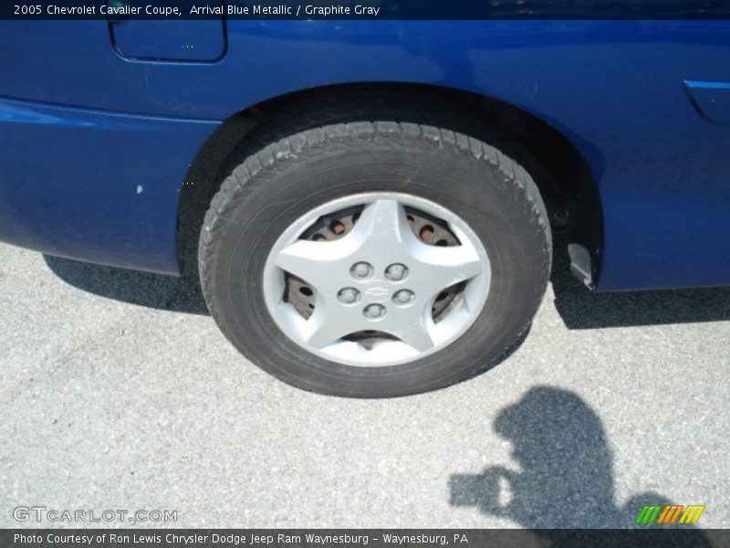Arrival Blue Metallic / Graphite Gray 2005 Chevrolet Cavalier Coupe