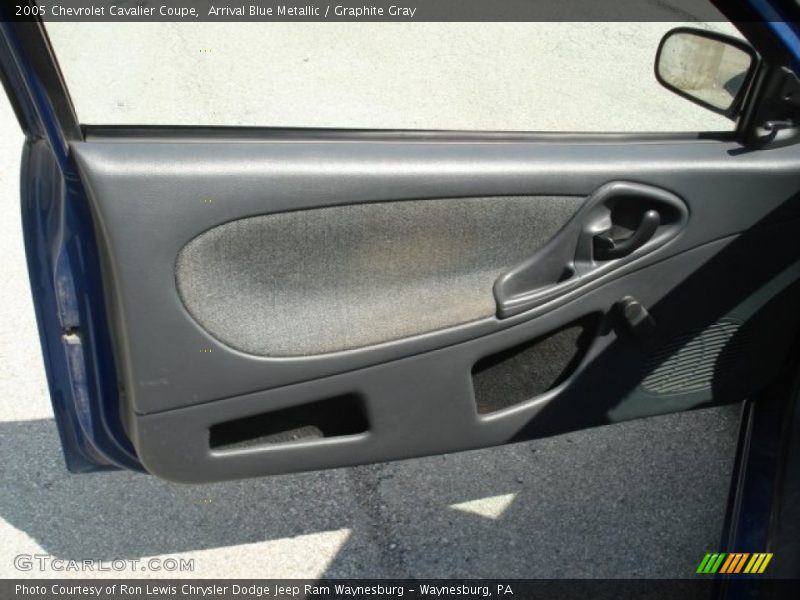 Arrival Blue Metallic / Graphite Gray 2005 Chevrolet Cavalier Coupe